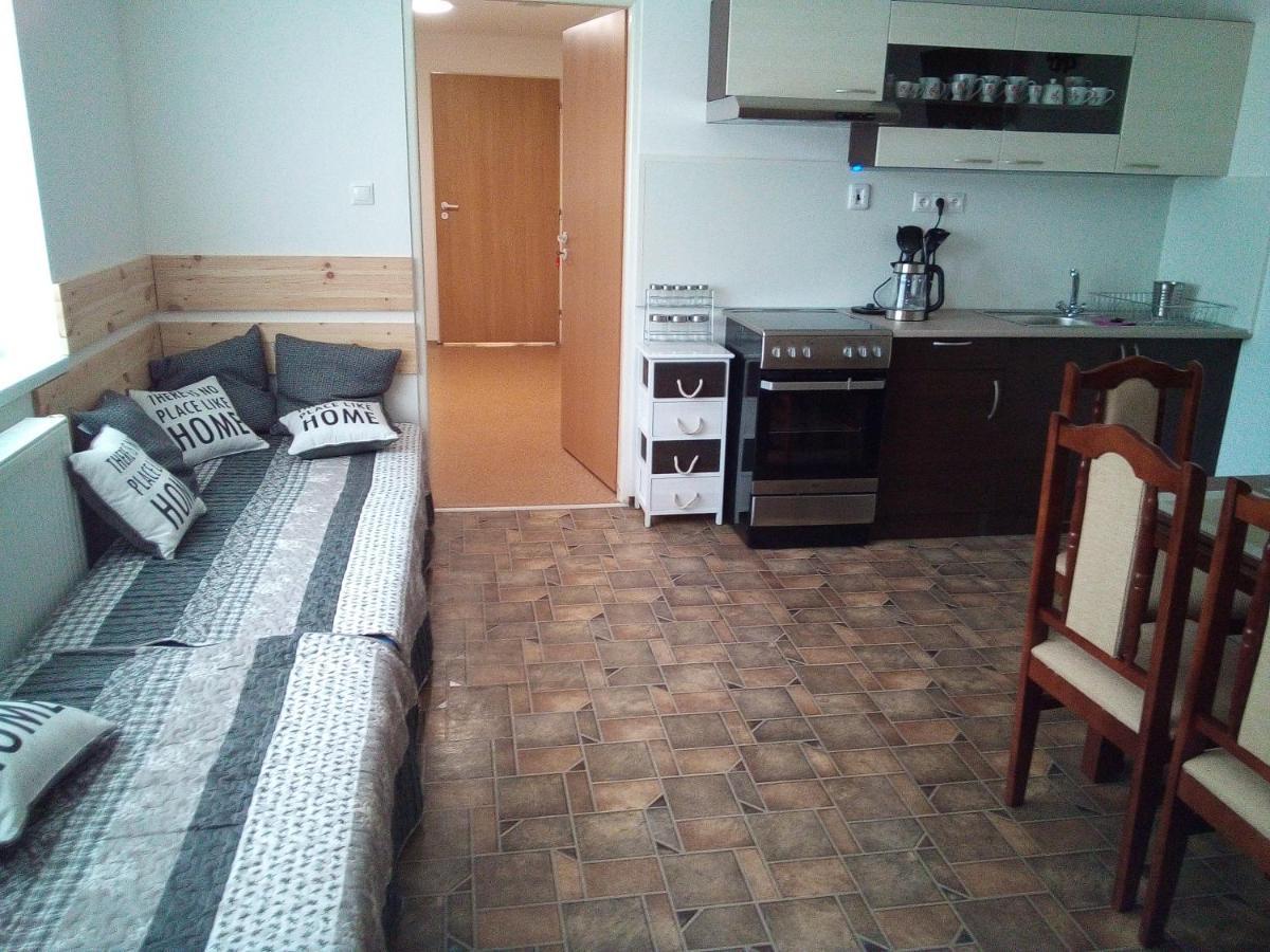 Ubytovanie Na Dedine Chocholna-Velcice Екстер'єр фото